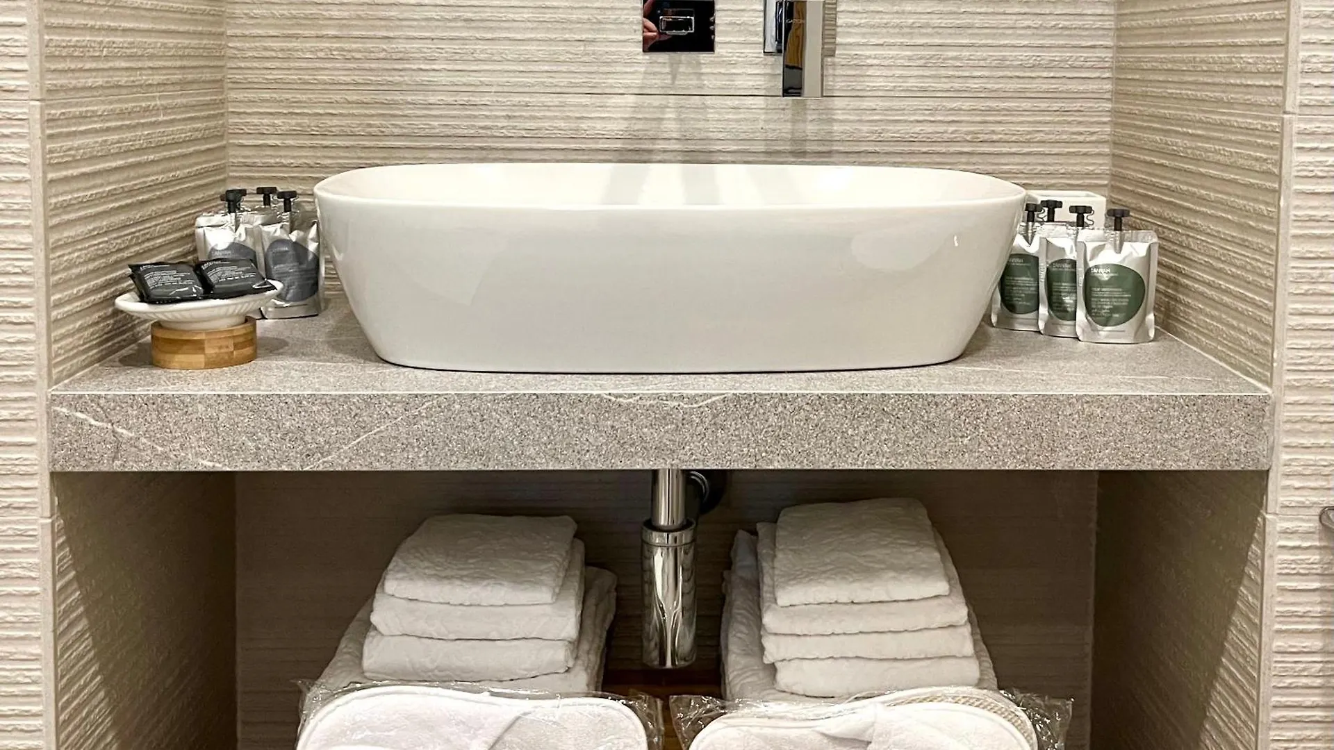 Trastevere Urban Suite Рим 0*,  Италия